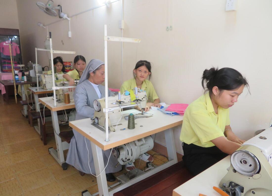 Hướng nghiệp và dạy nghề cho trẻ lớn