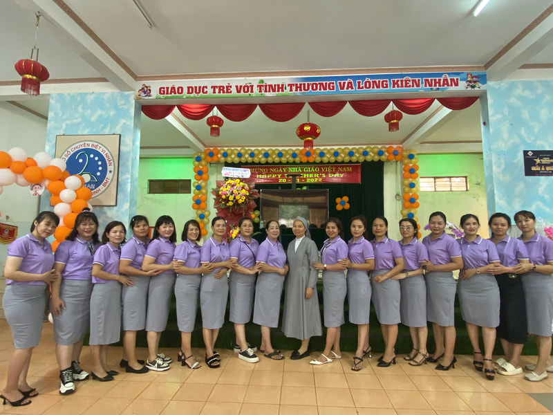 Lớp học tại trung tâm